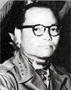 육군대장 이 형 근 사진