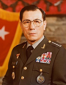 육군대장 정 진 권 사진