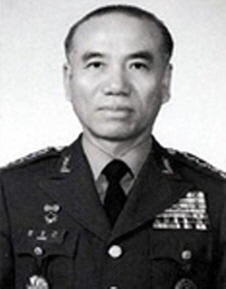 육군대장 정 호 근 사진