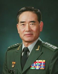 육군대장 이 상 의 사진