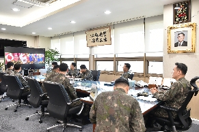 김명수 합참의장, 캐나다 국방참모총장 공조통화('24. 5. 10. 금) 대표 이미지