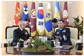 진영승 합참의장, 커들 미국...