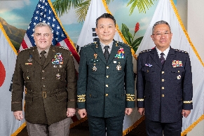 GEN Kim, Seung Kyum participated ROK-US-JPN Tri-CHOD Conference ... 대표 이미지